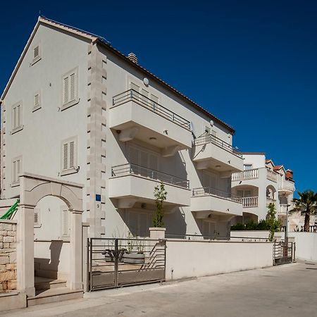 Vista Apartments 波尔 外观 照片