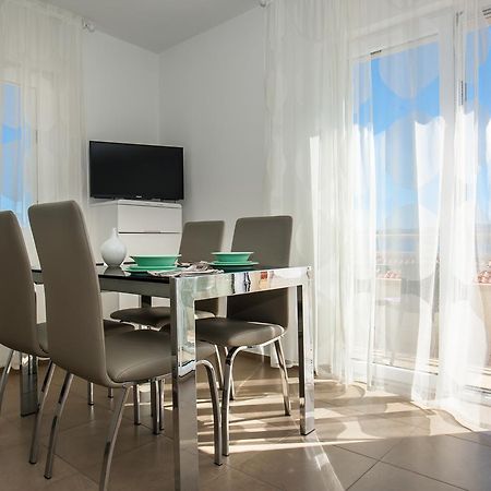 Vista Apartments 波尔 外观 照片